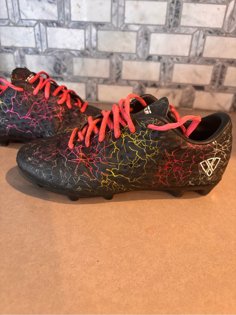 Vizari Zidiac soccer cleats/ youth 2Y